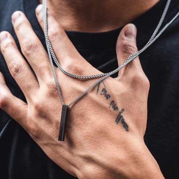 INITIO Bar Pendant Necklace